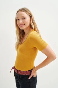 Itana Dream Rib Tee - Chai -NovaWear Shop 0018 Short Sleeve Itana Chai 1321 web 1baee1fe 4bb5 48fa 8369 cc8abed506dd