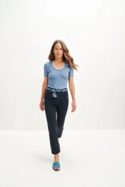 Itana Dream Rib Tee - Horizon -NovaWear Shop 0018 Short Sleeve Itana Horizon 1609 web db3e176e 11bd 47d8 91de a6c41e320739