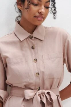 Oceane Femme Fête Jumpsuit - Rose -NovaWear Shop 0092 Oceane Rose 6758 web b5e284b8 db3a 4f29 88a3 f87688394c1f