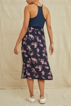 Ollie Midi Skirt - Whitby Floral -NovaWear Shop 0099OllieWhitby 4813 web 721dfee7 9402 4f9a 89a0 2f21791614b3