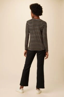 Berkeley Long Sleeve Dream Knit Tee - Black And Rose 6 Berkeley Long Sleeve Dream Knit Tee - Black And Rose -NovaWear Shop 0108 Berkeley Long Sleeve Black and Rose 3