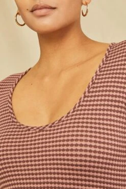 Itana Long Sleeve Scallop Knit Tee - Maple Quartz Stripe -NovaWear Shop 0110 Itana Scallop Maple Quartz 3442 web 2a792b7c dcec 427a b34f 3d907daa68e3