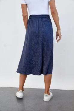 Poppy Skirt - Beryl Navy -NovaWear Shop 0147 Poppy Jaquard Beryl 1918 web 97ef1a27 6df6 4729 bf47 af3b86a1df7f