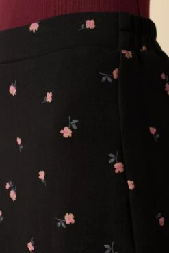 Sabine Luxe Fleece Skirt - Fleur -NovaWear Shop 0153 Ebele Printed Fleur 5
