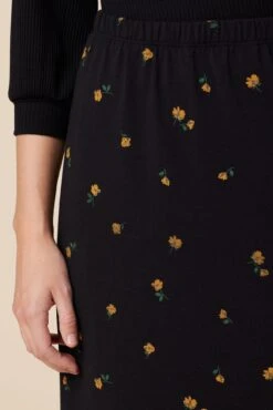 Vindy Reverie Knit Skirt - Positano -NovaWear Shop 0220 Vindy Reverie Positano 5