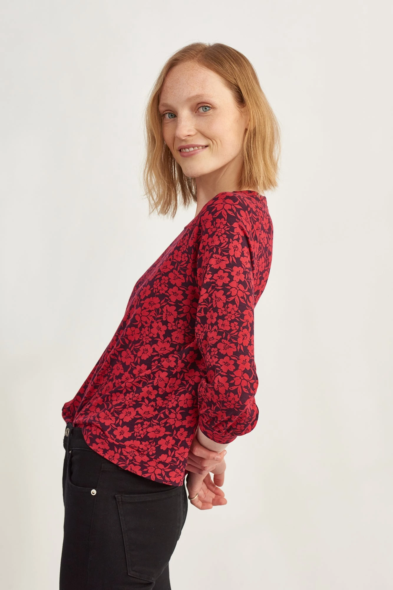 Issa Raglan Tee 15 Issa Raglan Tee - Image 15