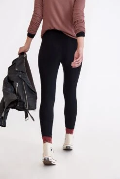 Magda Dream Rib Leggings -NovaWear Shop 0260 Magda Dream Rib Black 1858 web