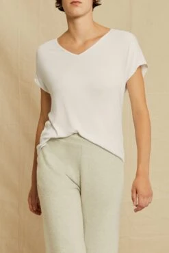 Stella Dream Rib Tee - White -NovaWear Shop 0320 Stella Top White 3862 web 61921bba e8e5 49d1 a9f2 213d51250c93