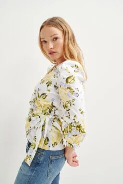 Linette Upcycled Cotton Blouse - Capri Floral -NovaWear Shop 0359 Linette Capri Floral 0594 web fbd17b04 20d8 40b1 b3f1 91e451ff1a1b