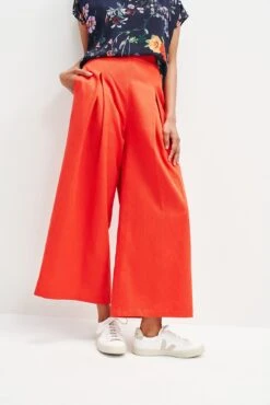 Deslin Pant - Zinnia - ReAmour 38 Deslin Pant - Zinnia - ReAmour -NovaWear Shop 0369 Deslin Zinnia 1686 web 22721415 f2c3 4c74 87f7 a8fc9bb4e074