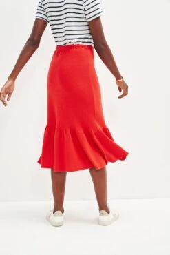 Melia Scallop Knit Skirt - Carmine -NovaWear Shop 0405 Melia Carmine 1321 web eab7d1fb d111 4348 bfcf ad5bbfec85b8