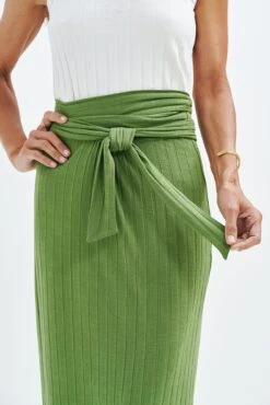 Delaney Ribbed Skirt - Pear -NovaWear Shop 0406 Delaney Pear 1831 web 6f51e7c1 b275 4c57 ae66 31350f87b1a8