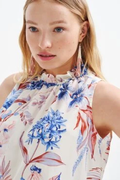 Keke Washable Silk Blouse - Saint Barts White Floral -NovaWear Shop 0455 keke silk ivory saint barts 0371 web 57d47c87 4257 4fa9 99fc e18267a214ef