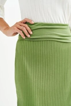Zio Ribbed Skirt - Pear -NovaWear Shop 0464 Zio Pear 3495 web cfdac85c b7d0 47a4 a74c 4f4974628096