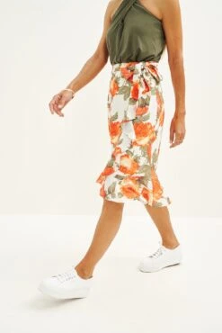 Rihanna Upcycled Skirt -NovaWear Shop 0500 Rihanna Seville Floral 2609 web
