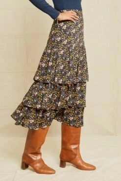 Christy Skirt - Marion Floral -NovaWear Shop 0546 Christy Marion Print 10780 web 93940298 73ff 42bc 9dd6 b74b8ca25502