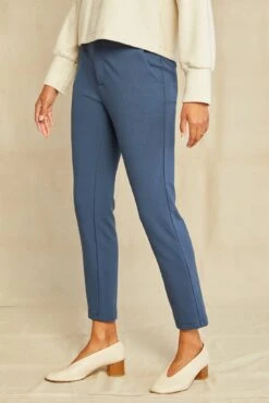 Graziella Ponte Twill Pants - Azure -NovaWear Shop 0548 Graziella Azure 3831 web 0e755d66 3a68 4522 9cb8 3a5190832ced