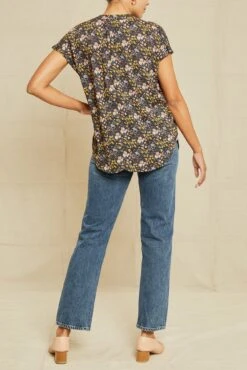 Renata Ecovero Blouse -NovaWear Shop 0607 Renata Ecovero Marion Print V2 15749 web
