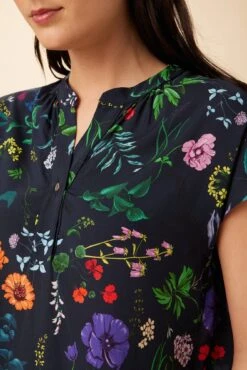 Renata Ecovero Blouse - Stella Floral Navy -NovaWear Shop 0607 Renata Stella Navy 4