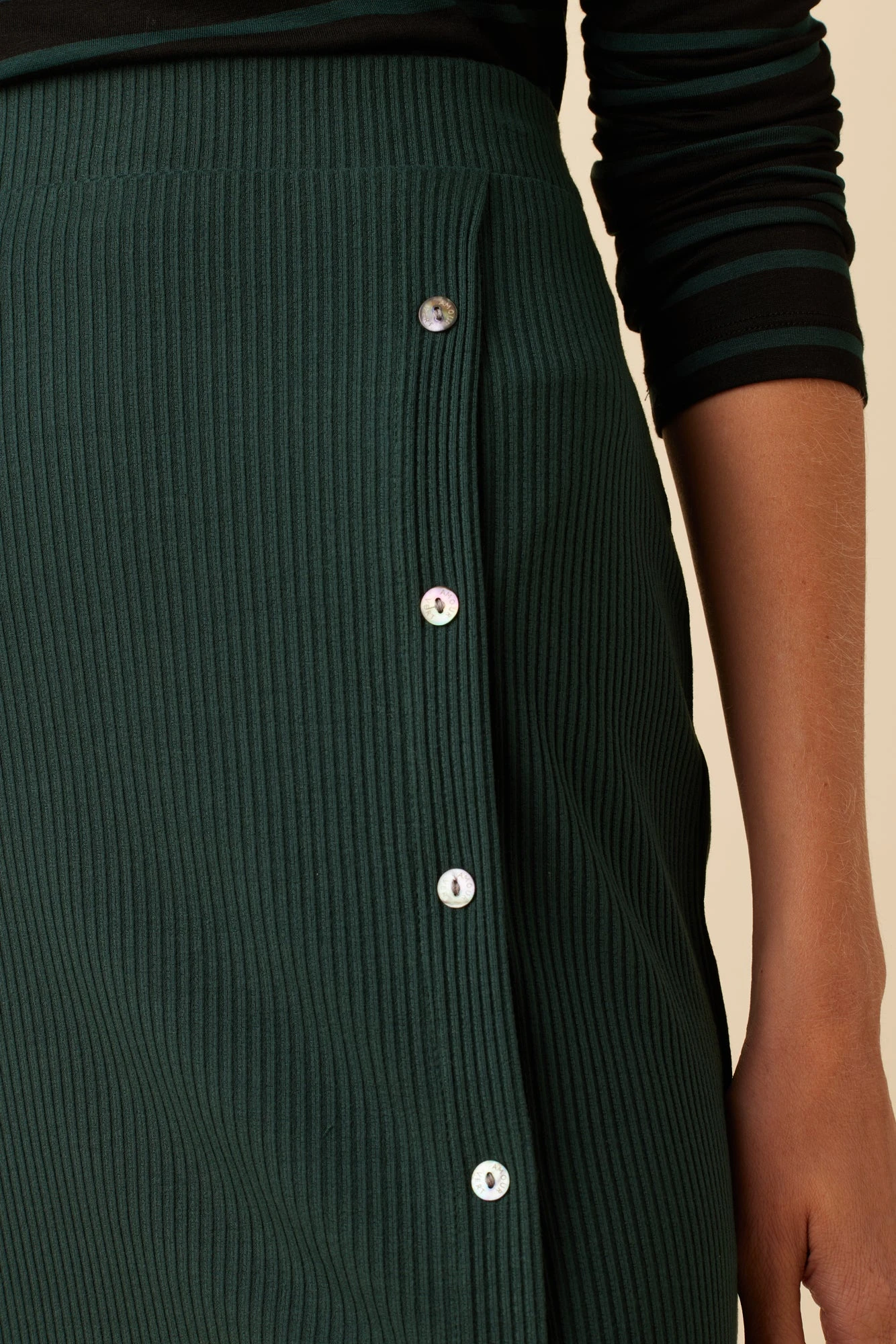 Gadot Paris Rib Skirt - Darkest Spruce 5 Gadot Paris Rib Skirt - Darkest Spruce - Image 5