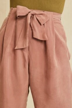 Eve Cottonseed Cupro Pants - Quartz -NovaWear Shop 0704 Eve Quartz 3848 web 69c30d76 eefc 48e1 b3b7 18e953aa66b5