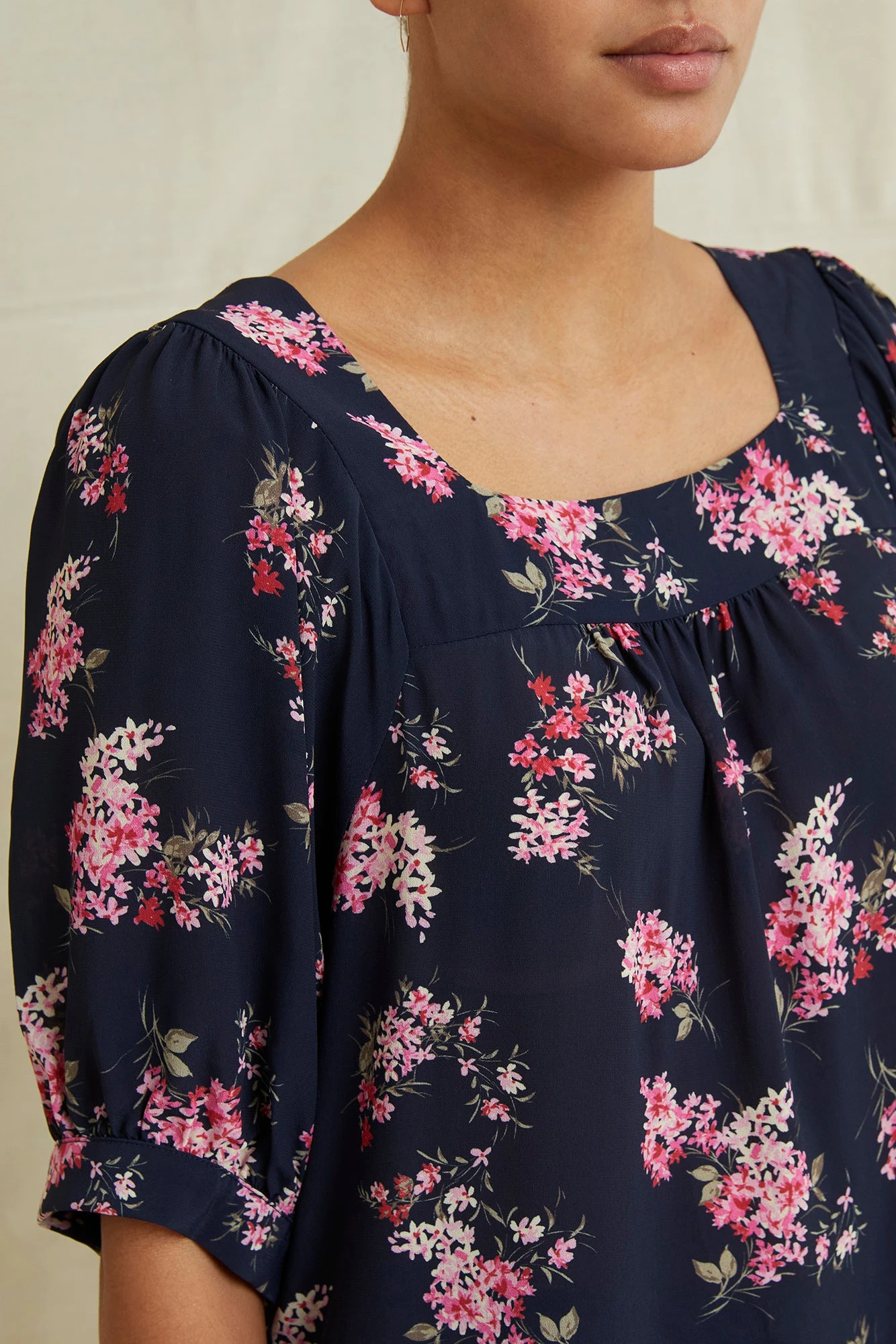 Edith Viscose Blouse - Whitby Floral 4 Edith Viscose Blouse - Whitby Floral - Image 4