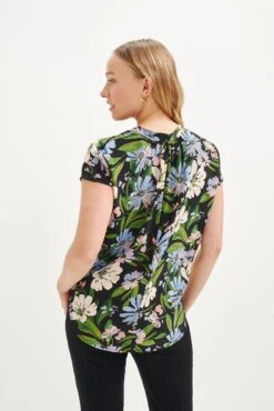 Renata Washable Silk Blouse - Printemps Floral -NovaWear Shop 1068 Renata Printemps Print 1729 web 06709e3c 1870 4f25 8a22 3de85e019e60