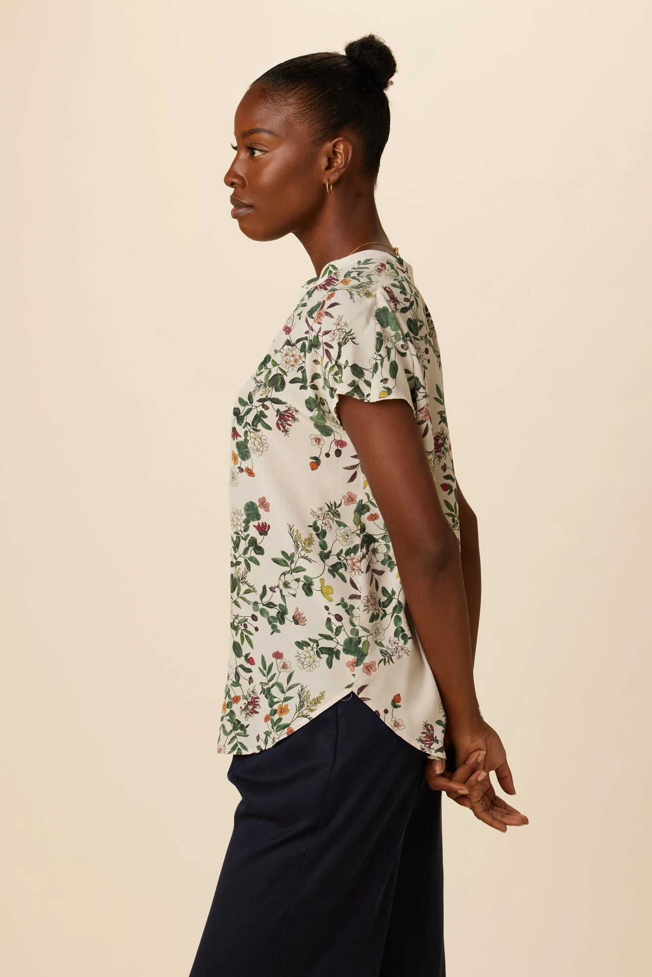 Renata Washable Silk Blouse - Silverwood Floral 2 Renata Washable Silk Blouse - Silverwood Floral - Image 2