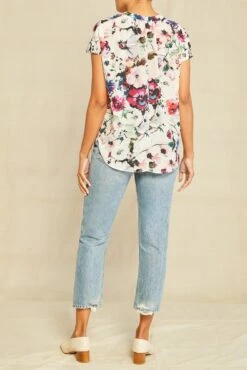 Renata Washable Silk Blouse - Windsor Floral -NovaWear Shop 1068 Renata Windsor 0876 web ac31b326 0536 4b30 90b8 00ac6652923c