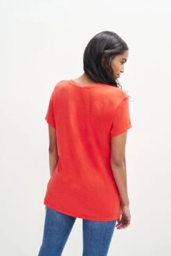 Leif Reverie Slub Tee - Carmine -NovaWear Shop 1335 Leif Carmine 0596 web b1787062 bbac 46e3 8e6d 7eec60809acf