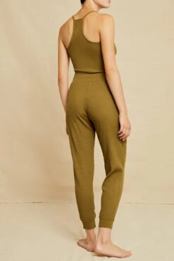 Skylar Paris Rib Joggers - Matcha -NovaWear Shop 2050 Skylar Paris Rib Matcha 0235 web 8f960fe5 1a90 4500 8cc1 93f7ce7f6df6