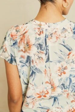 Renata Washable Silk Blouse - Paulette Floral -NovaWear Shop 211013 AV October ECOMM 1068RenataWashableSilkPaulettePrint 9560 web 004f3f97 577d 4271 ad5a 3dbee39de2ed