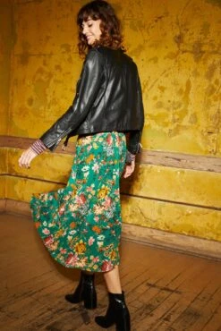 Blaze Washable Silk Skirt - Rosalind Floral -NovaWear Shop 2518 Flannery Knit Harbor Stripe Black Rose 85 8371 5fd16f02 9f5c 437f 95e1 032412b0f0f5