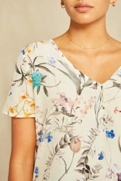 Willa Washable Silk Blouse - Luca Print -NovaWear Shop 2664 Willa Luca 2748 web 50d49baa ebfc 4eb4 953f 19c748bb97bd