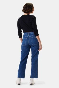 AGOLDE Kye Mid Rise Straight Crop Jean - Mirage -NovaWear Shop 3RDPA6070 Kye Mirage 3 396c477d a67c 4126 9676 84492ecc6c1f