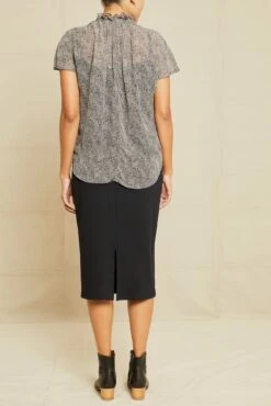 Maisie Nouveau Silk Blouse - Snow Leopard -NovaWear Shop 6065 Maisie Snow Leopard 00385 web 7dd8a61a dde7 43aa ace7 3c17b7e85d6d