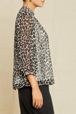 Astrid Nouveau Silk Blouse - Cobblestone Dot -NovaWear Shop 7090 Astrid Cobblestone Print 12748 web 43b7bb02 c09b 4d1d 8228 3720c01577d1