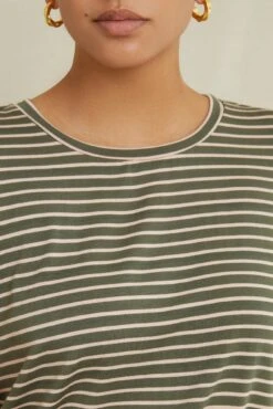 Berkeley Dream Knit Tee - Vine Rose -NovaWear Shop 9493SSBerkeleyAmsterdamRoseVineStripe 2891 web 1d5f1a39 1190 4469 9132 b310b093ad52