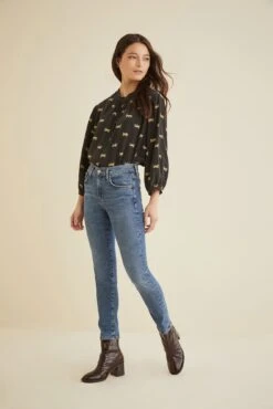 Endora Washable Silk Blouse - Jaguar -NovaWear Shop 9603 Endora Jaguar 1676 web 41be32a1 d76e 44df b906 abacc7fa4955