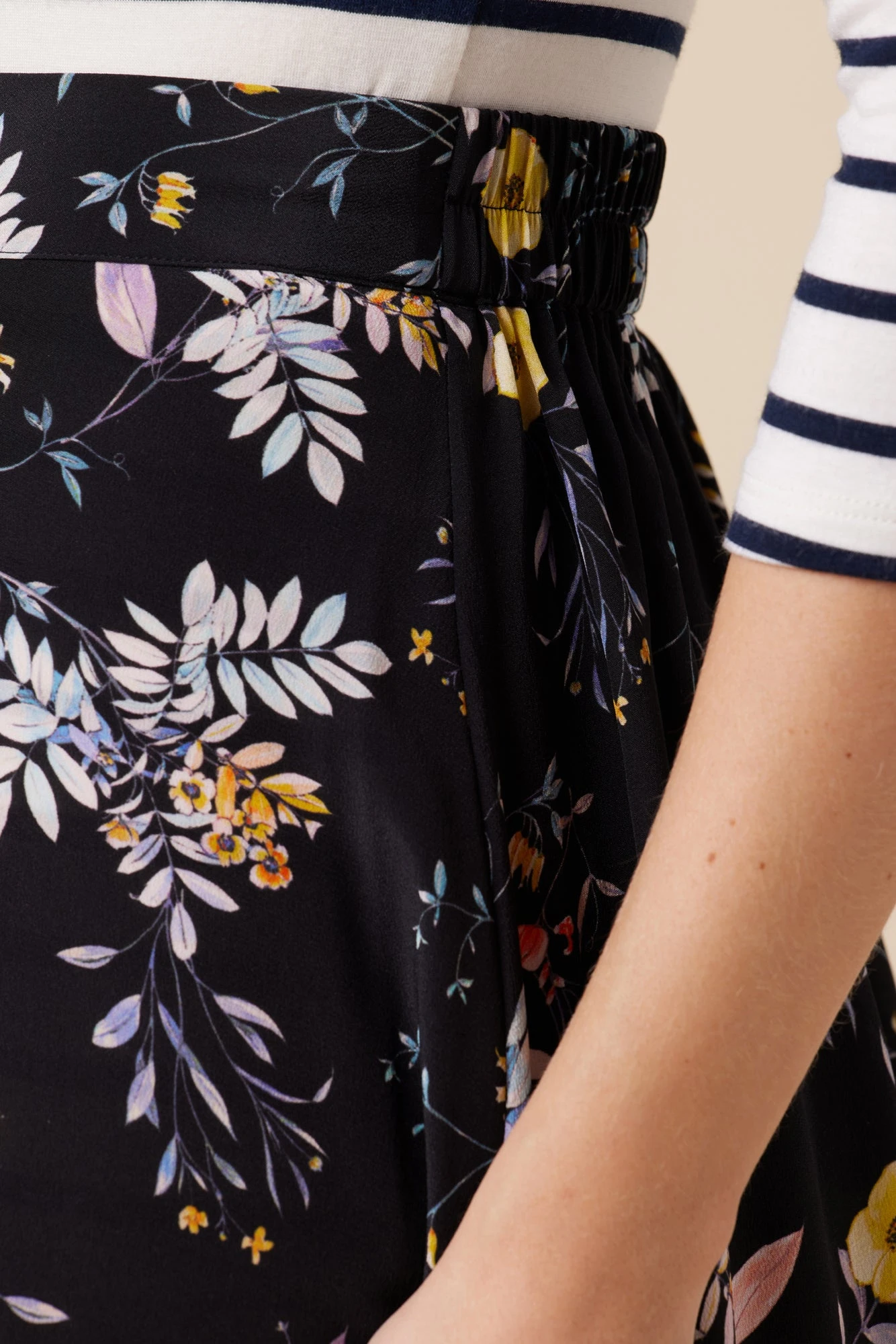 Blaze Washable Silk Skirt - French Jardin Black 5 Blaze Washable Silk Skirt - French Jardin Black - Image 5