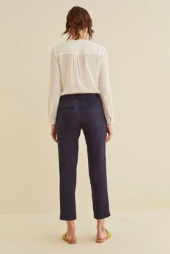 Oralie Pants - ReAmour -NovaWear Shop Oralie Navy 5021 web 19f981c8 c3d0 4ff4 a263 ce74f32f730c