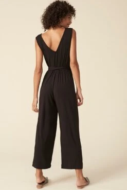 Gardenia Jumpsuit -NovaWear Shop gardenia black 038 web
