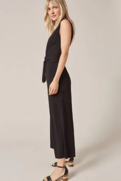 Gardenia Jumpsuit -NovaWear Shop gardenia black 0063 web